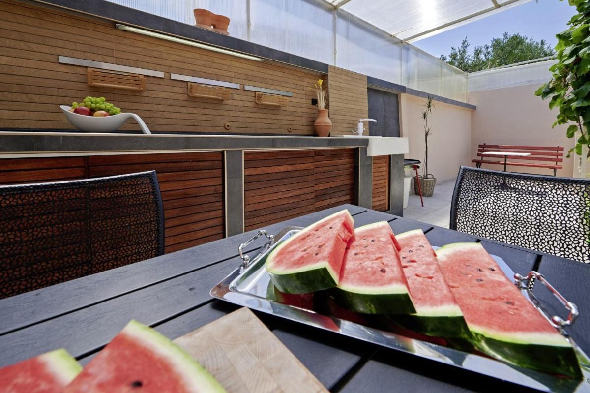 Smuketa In Trogir Haus Fuer 4 Personen Villa Екстериор снимка